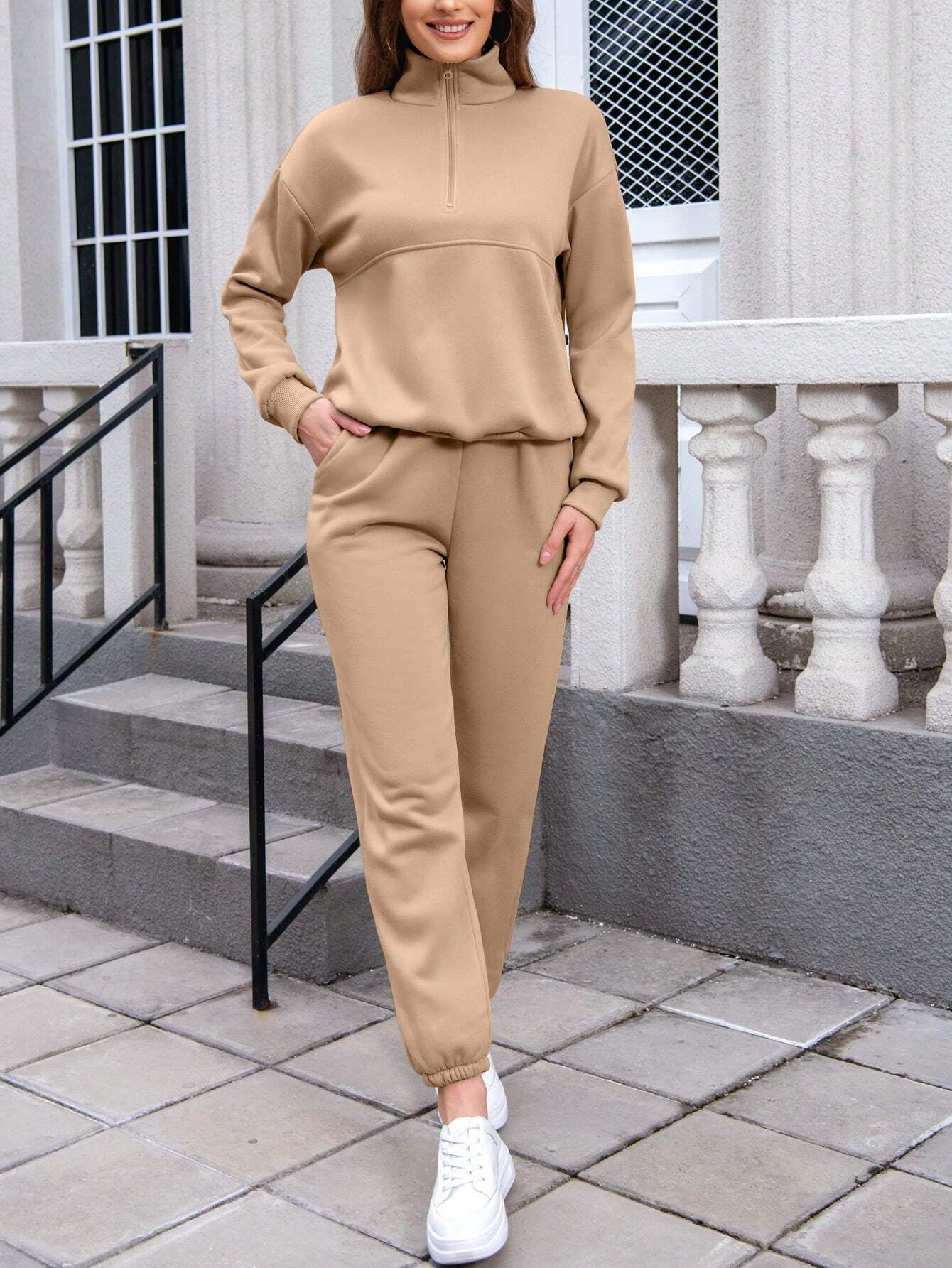 SHEIN X Carly Lawrence SHEIN Ezwear Women'S Half Zipper Hoodie and Jogger Pants Two Piece Set