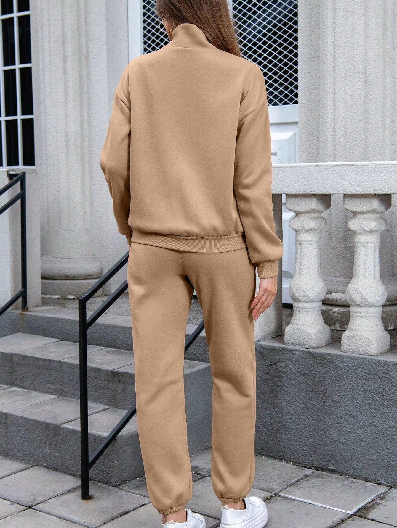 SHEIN X Carly Lawrence SHEIN Ezwear Women'S Half Zipper Hoodie and Jogger Pants Two Piece Set