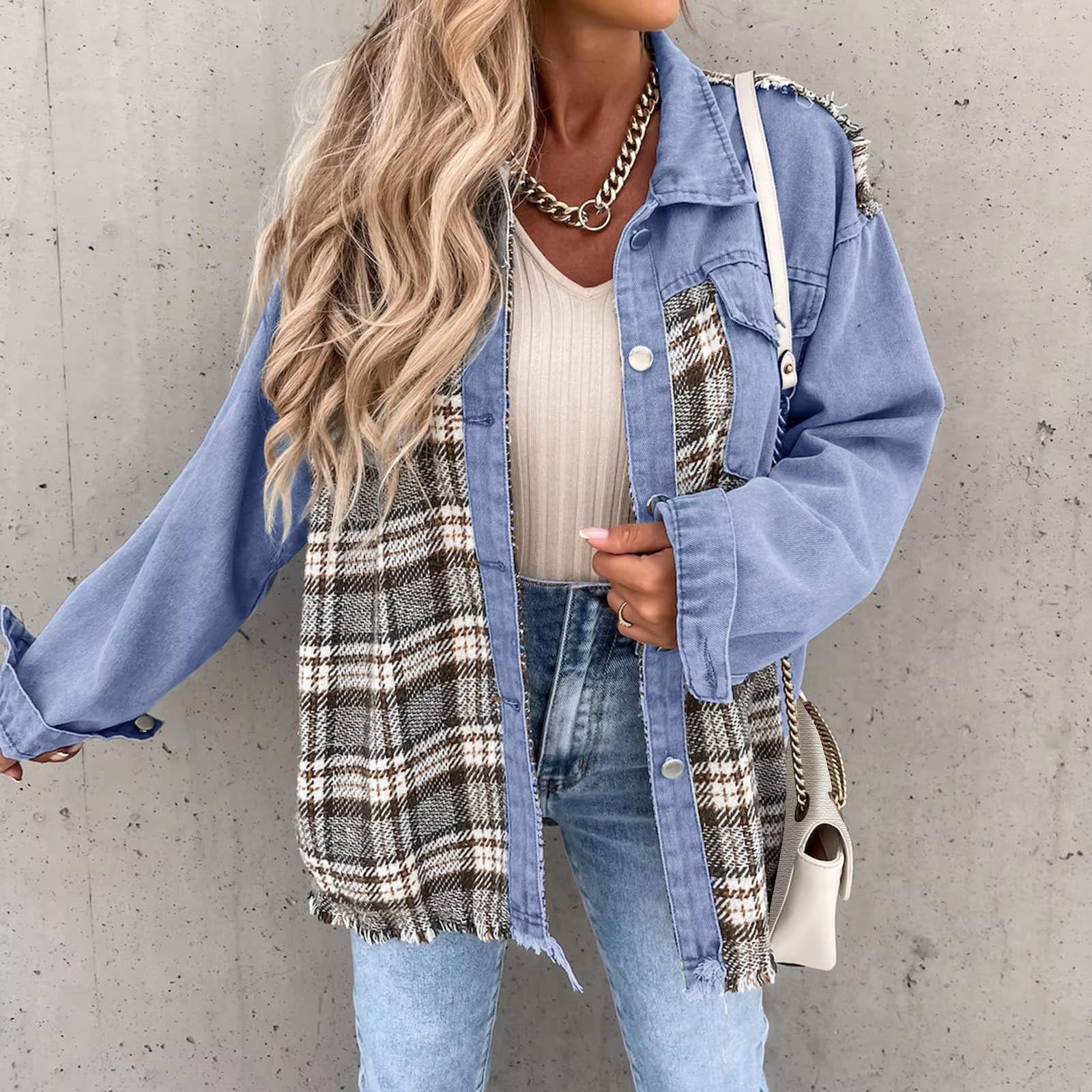 Fashion Women Denim Jackets Raw Edge Hem Plaid Splicing Casual Outerwear Single Breasted Lapel Contrast Color Shacket Pocket